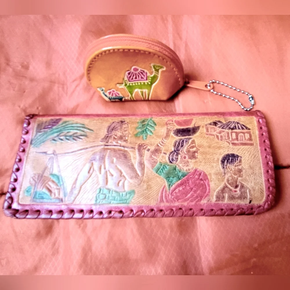 Vtg Handcrafted Tooled Gen.Leather Eyeglass Case/Wallet and Camel Coin-Key P…